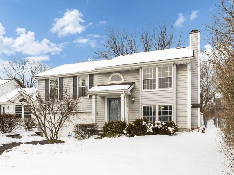 6988 Endsleigh Drive, Reynoldsburg, OH 43068 Photo 1