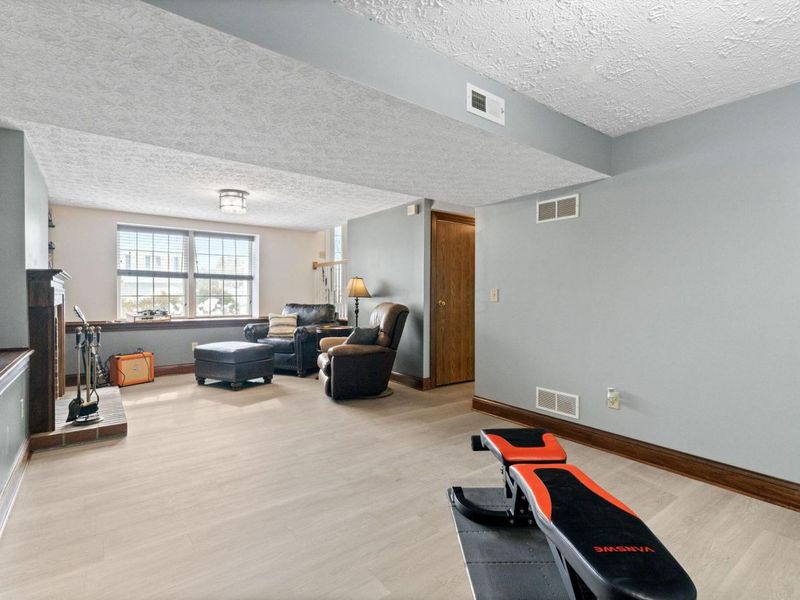 6988 Endsleigh Drive, Reynoldsburg, OH 43068 Photo 25