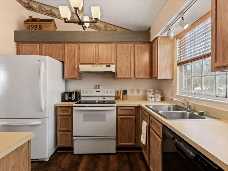 6988 Endsleigh Drive, Reynoldsburg, OH 43068 Photo 6