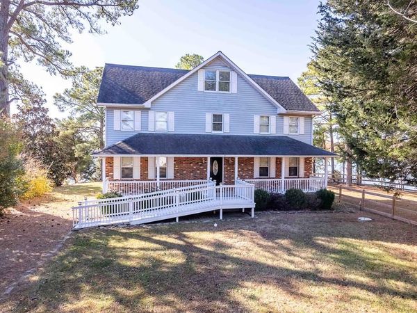 994 North Glebe Road, MONTROSS, VA 22520