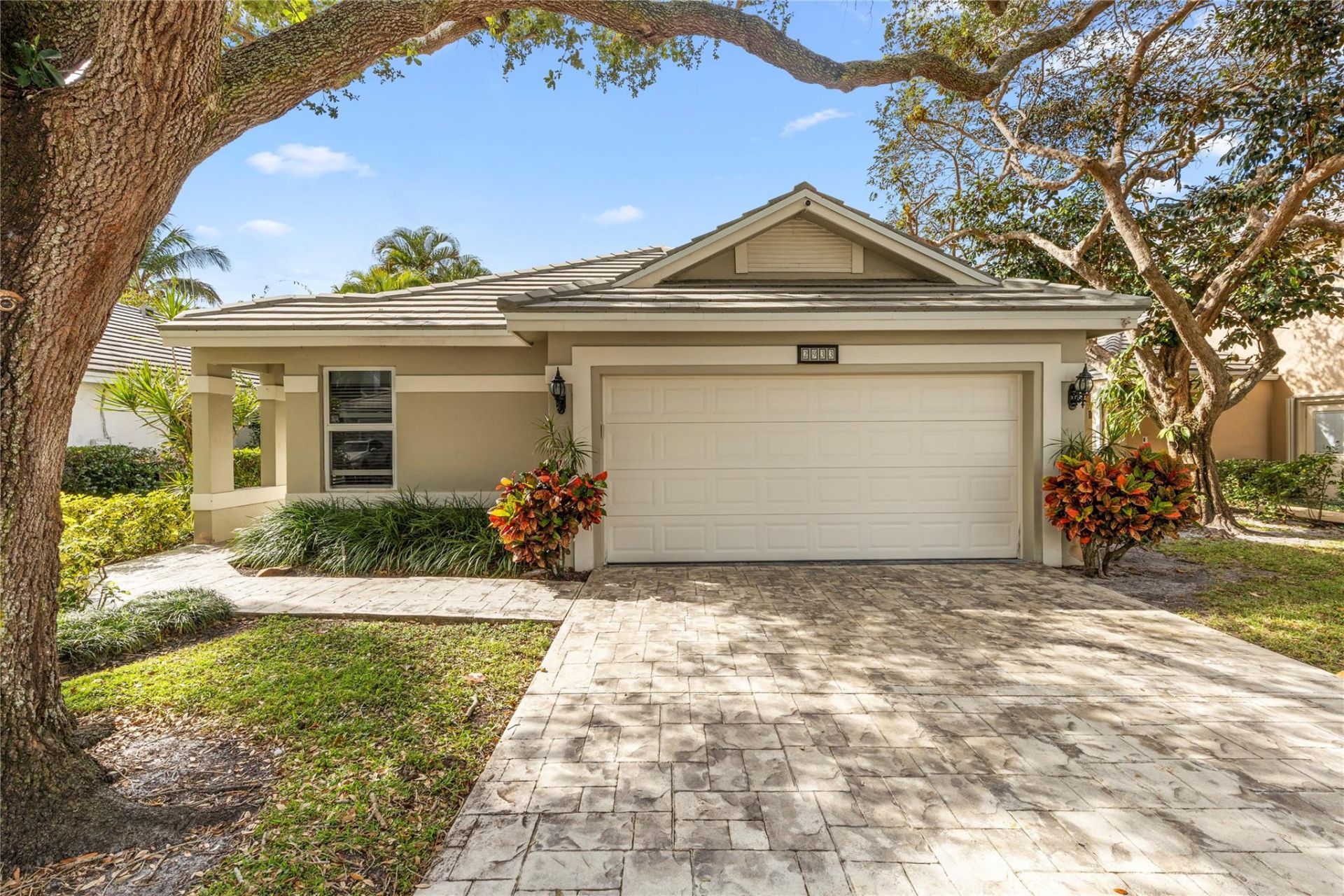 2933 Myrtle Oak Circle, Davie, FL 33328 Photo