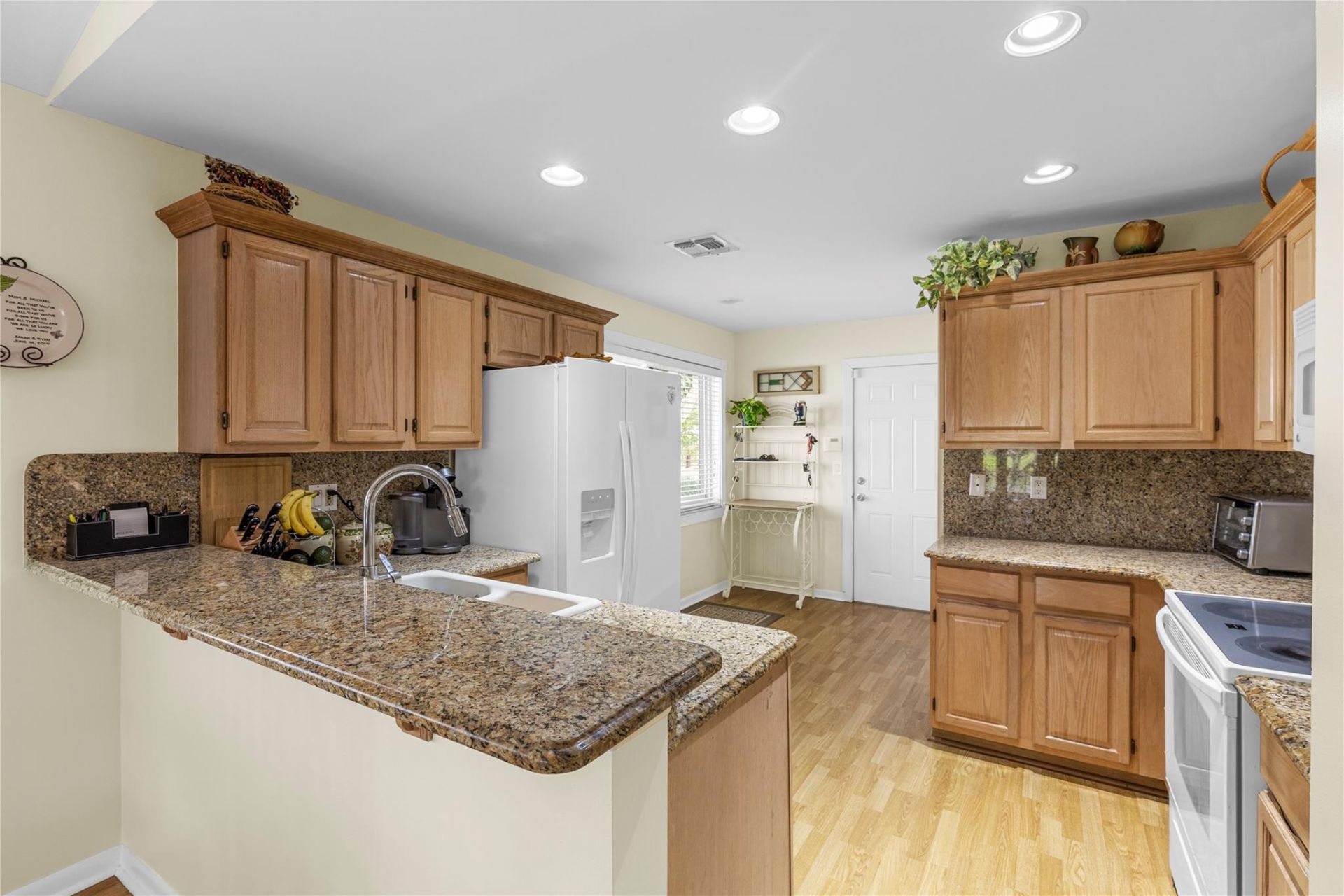 2933 Myrtle Oak Circle, Davie, FL 33328 Photo