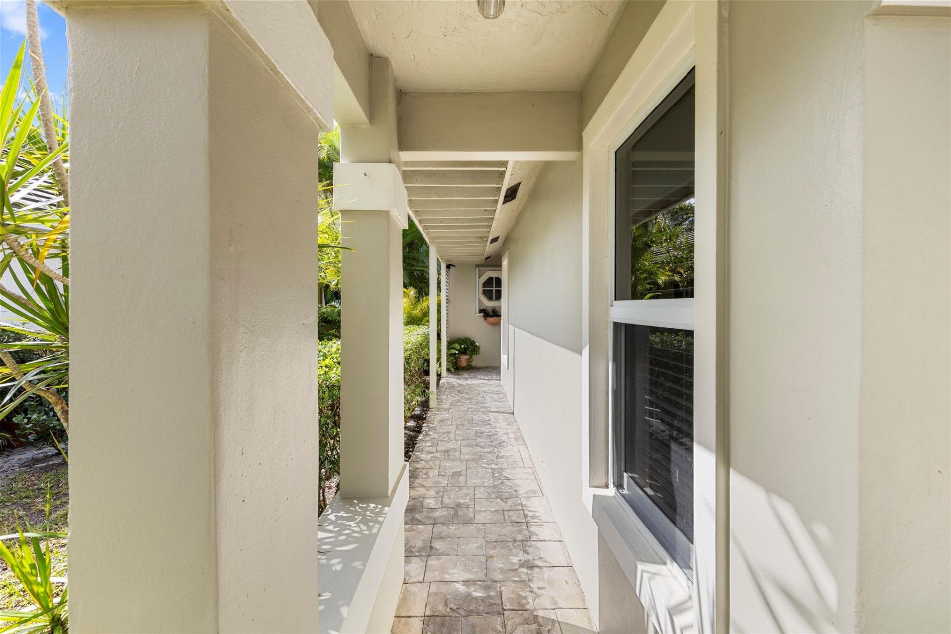 2933 Myrtle Oak Circle, Davie, FL 33328 Photo