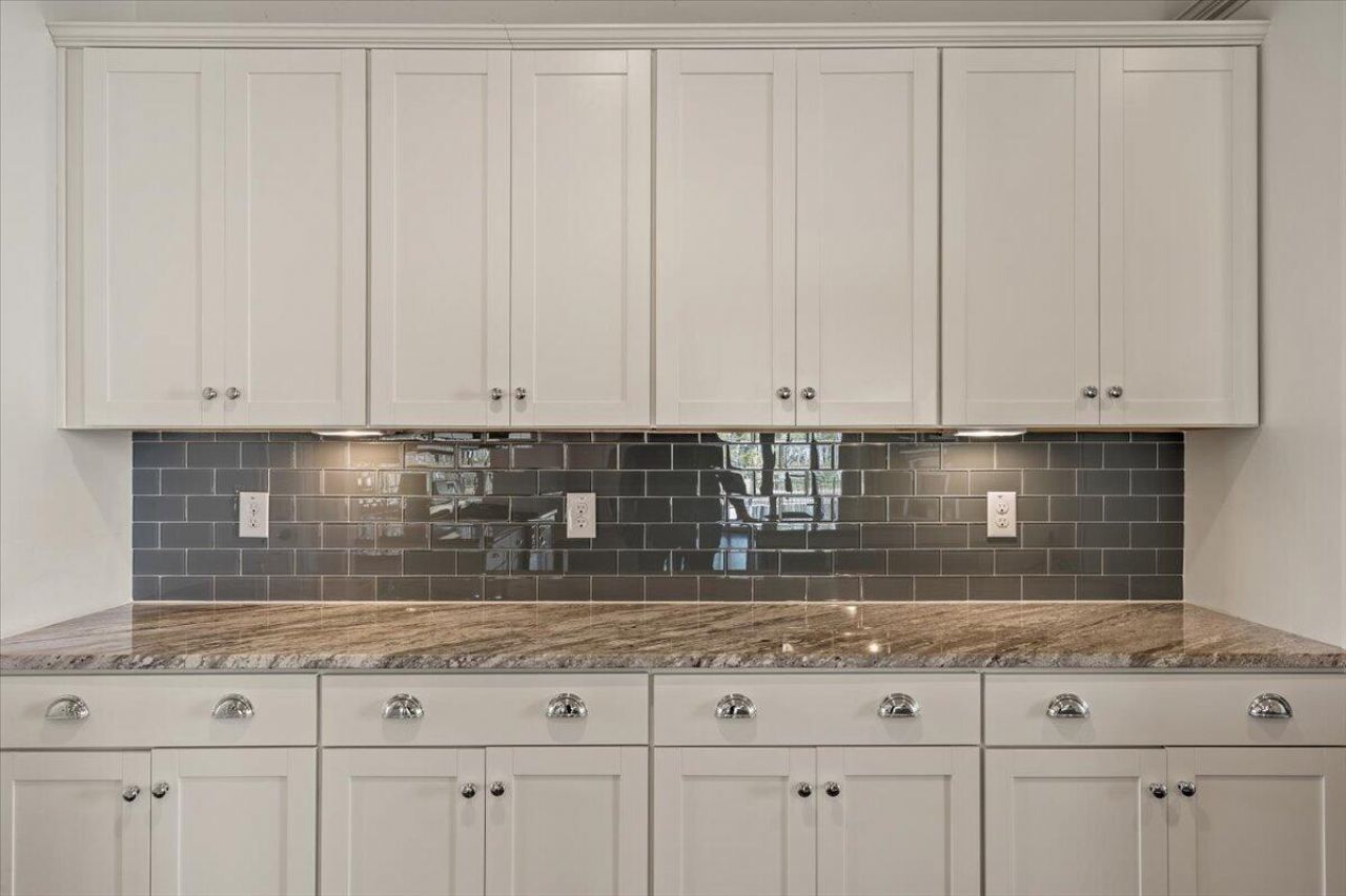 1241 Hammrick Lane Photo 22