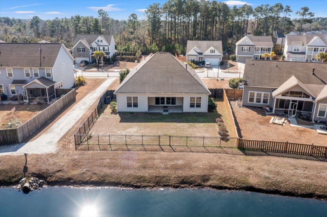 1241 Hammrick Lane Photo 6