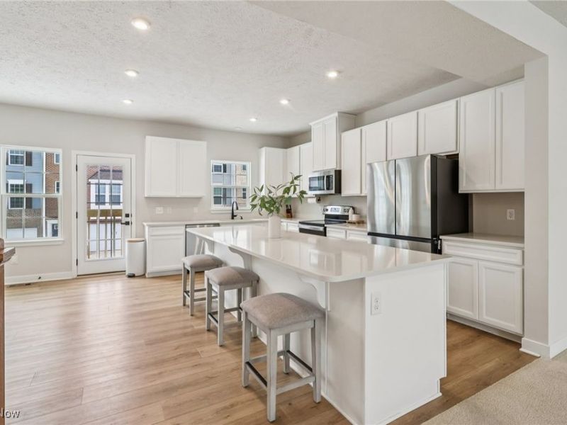 1138 Bean Lane, Akron, OH 44313 Photo 11