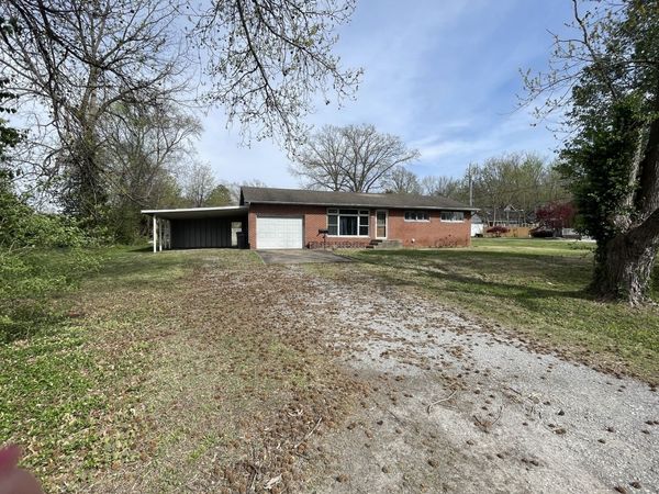 306 S Carter Street, Carterville, IL 62918