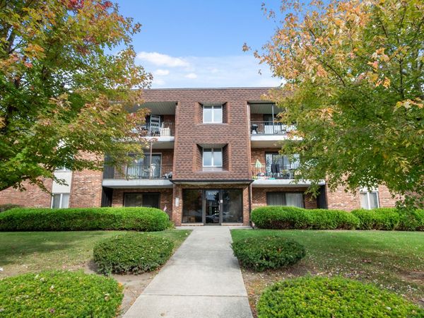 9130 W 140th Street, Unit 2NW, Orland Park, IL 60462