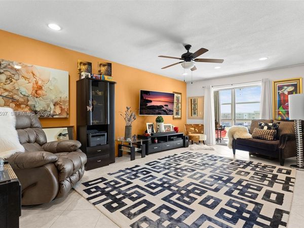 130 NE 26th Ave, Unit 4040, Boynton Beach, FL 33435