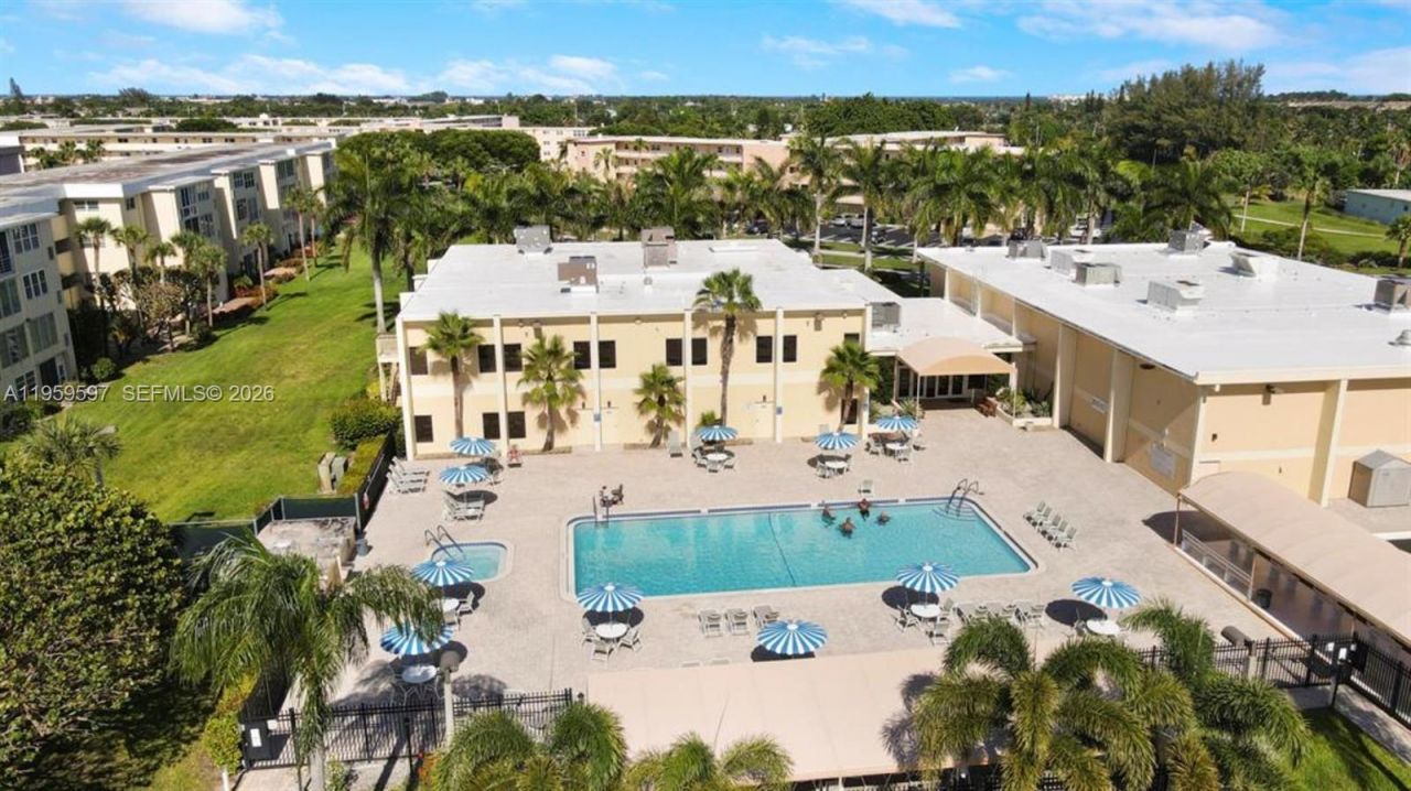 130 NE 26th Ave, Unit 4040, Boynton Beach, FL 33435 Photo
