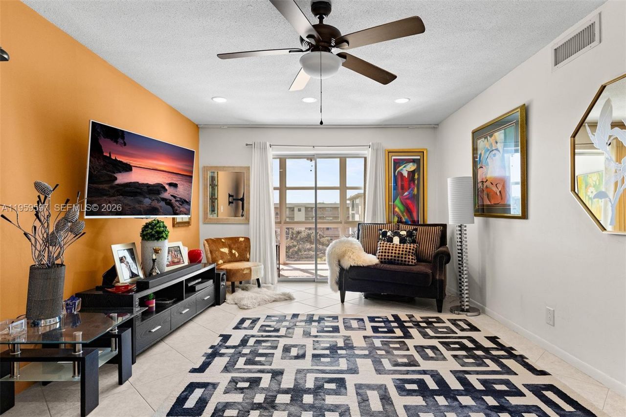 130 NE 26th Ave, Unit 4040, Boynton Beach, FL 33435 Photo