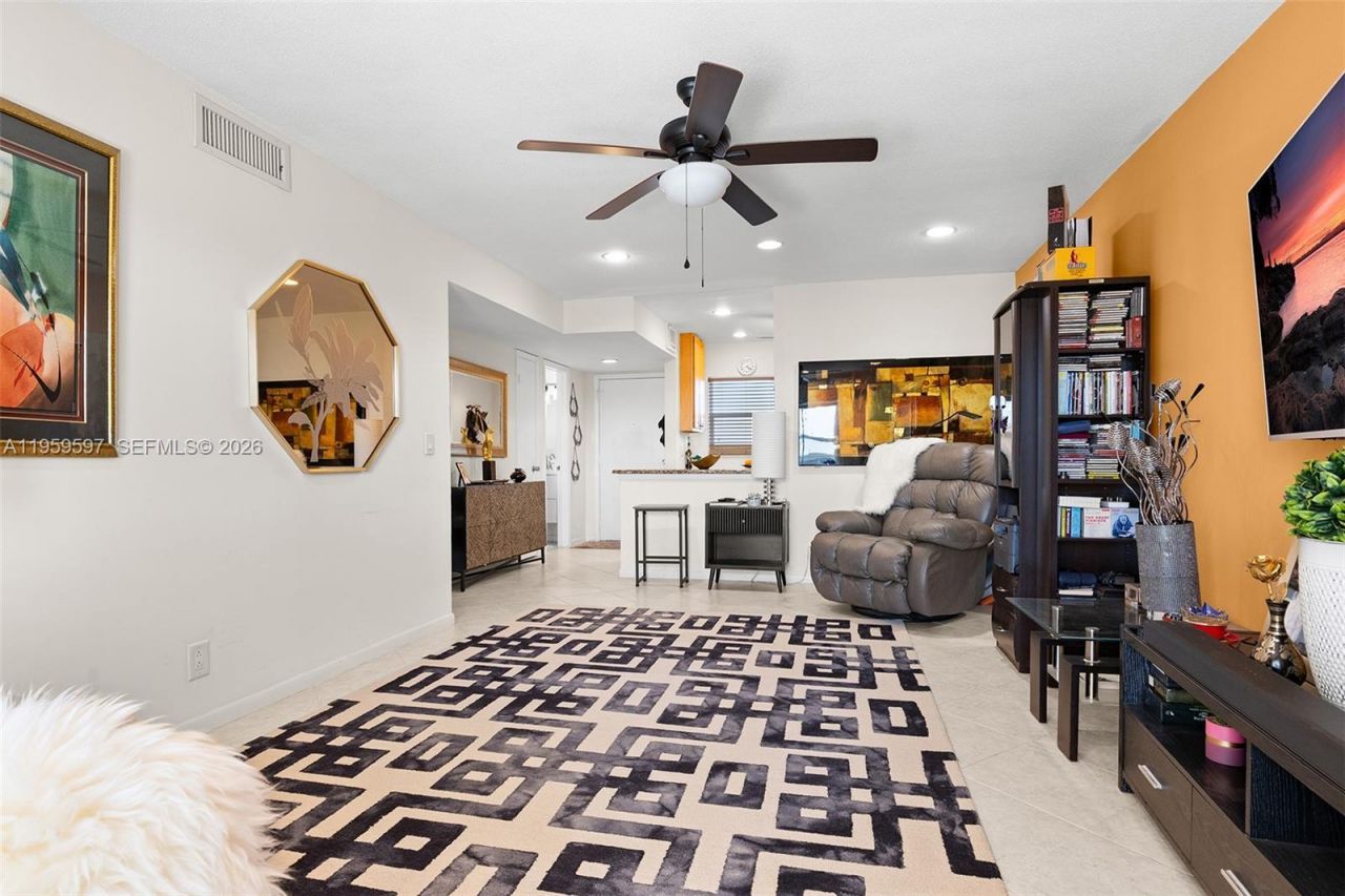 130 NE 26th Ave, Unit 4040, Boynton Beach, FL 33435 Photo