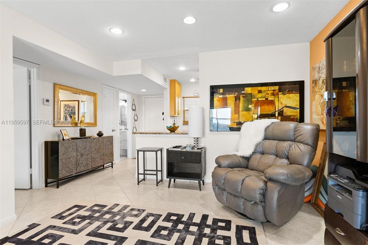 130 NE 26th Ave, Unit 4040, Boynton Beach, FL 33435 Photo