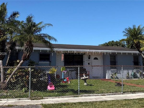 19120 SW 119th Ave , Miami, FL 33177