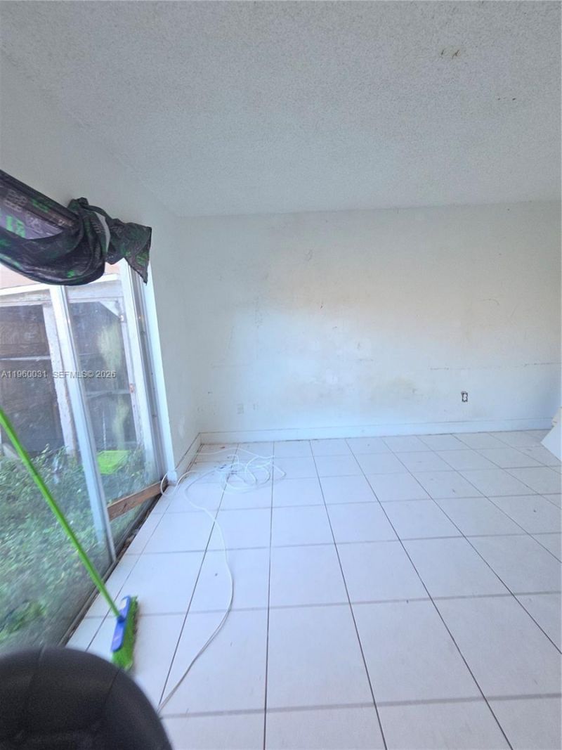 15675 SW 82nd Cir Ln, Unit 3-3, Miami, FL 33193 Photo