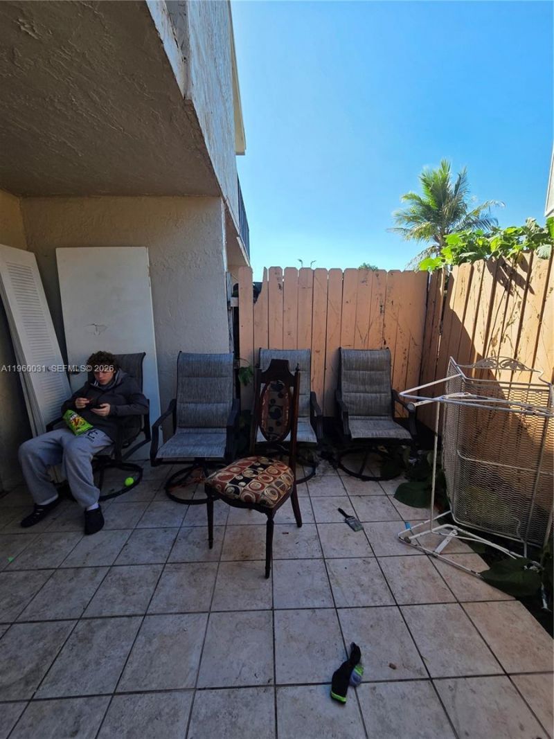 15675 SW 82nd Cir Ln, Unit 3-3, Miami, FL 33193 Photo