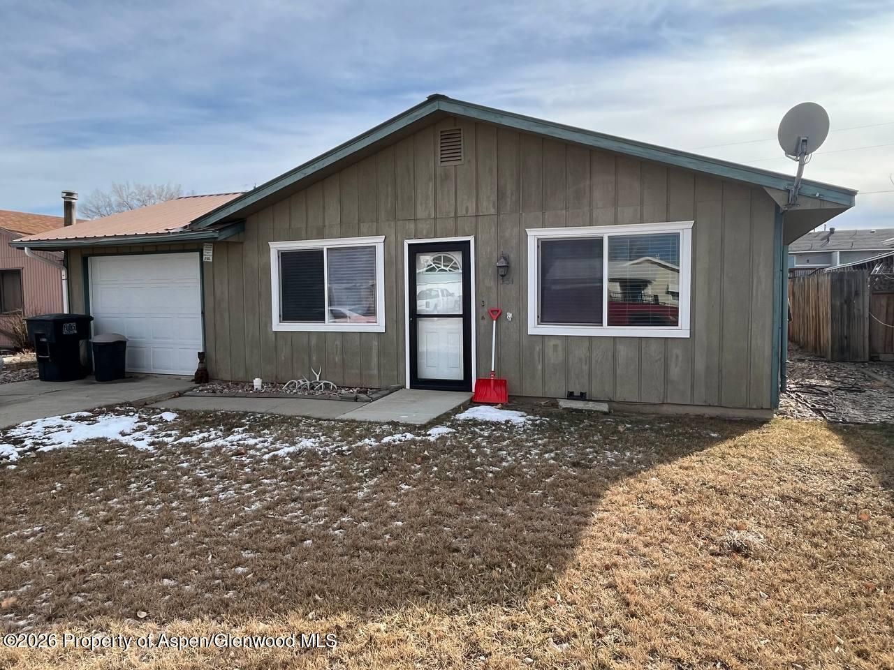 251 E Raven Avenue, Rangely, CO 81648 Main Photo