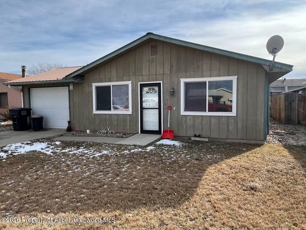 251 E Raven Avenue, Rangely, CO 81648