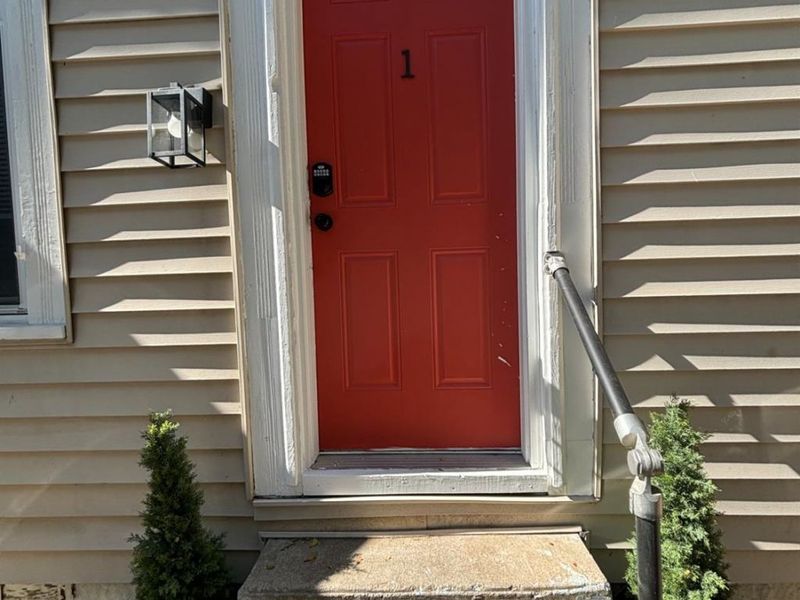 96 Juergens Avenue, Cincinnati, OH 45220 Photo 4