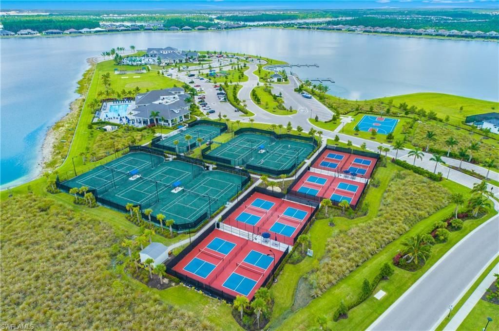 19165 Aqua Shore Dr, Fort Myers, FL 33913 Photo