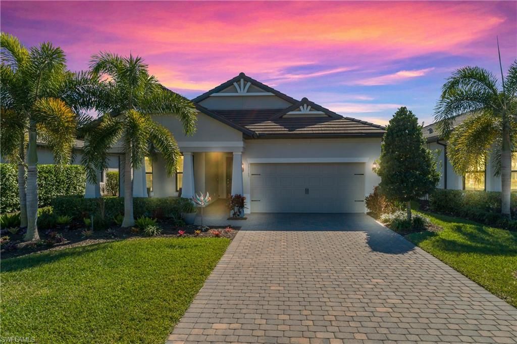 19165 Aqua Shore Dr, Fort Myers, FL 33913 Photo