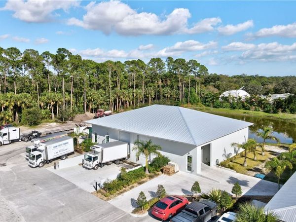 3700 9th Street SW, Unit 103, Vero Beach, FL 32968