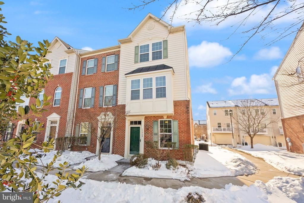 13968 Cannondale Way, Unit 97, Gainesville, VA 20155 Main Photo