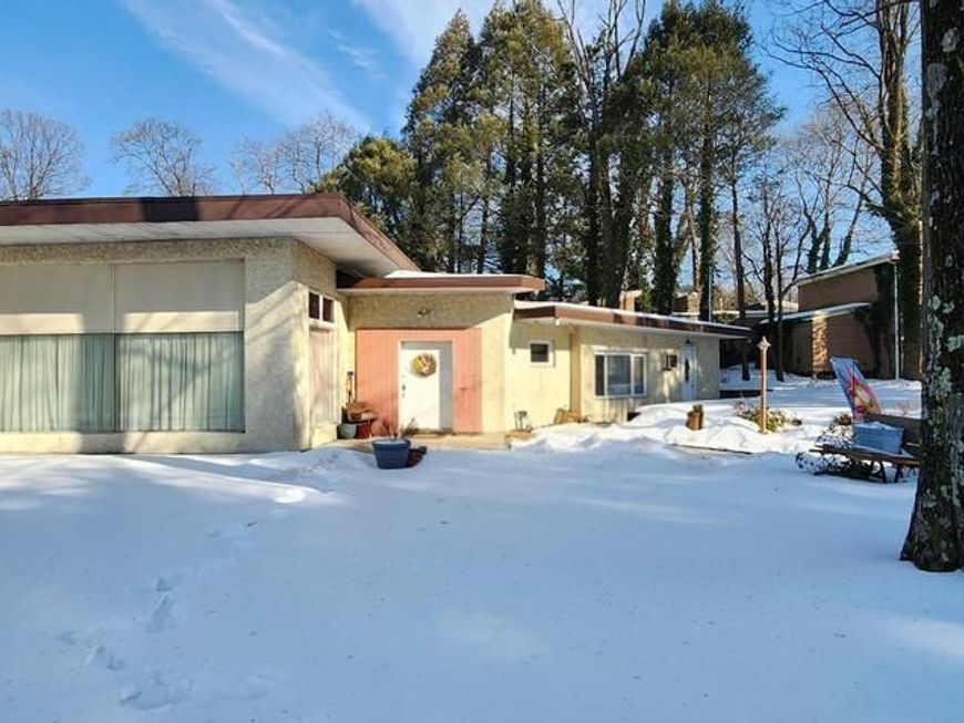 587 Moreland Road, Huntingdon Valley, PA 19006 Main Photo