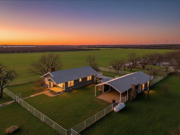 794 W Antelope Road , Unit 1, Jacksboro, TX 76389