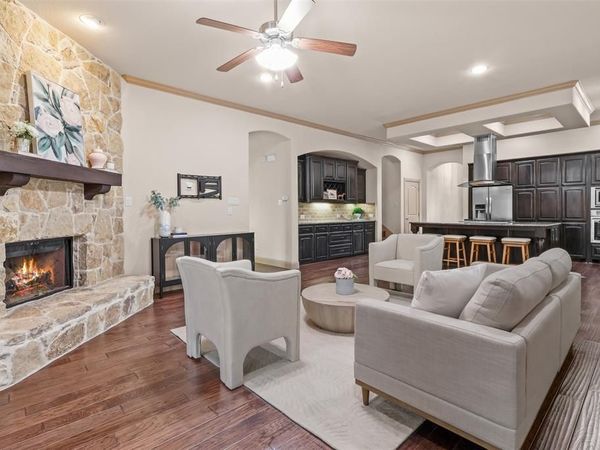 437 Middleton Drive, Roanoke, TX 76262