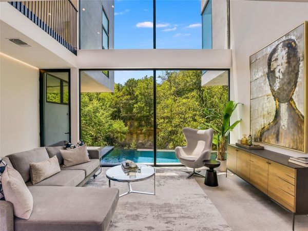 1111 W 31st ST, Austin, TX 78705