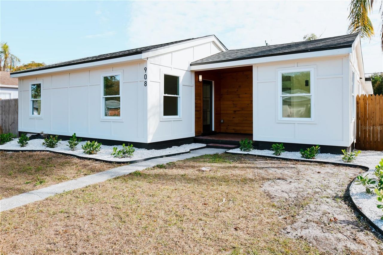 908 61st Street S, Gulfport, FL 33707 Photo