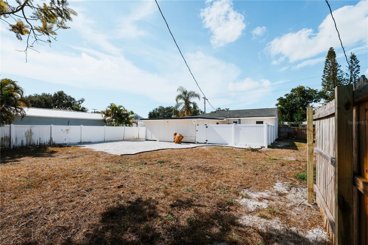 908 61st Street S, Gulfport, FL 33707 Photo