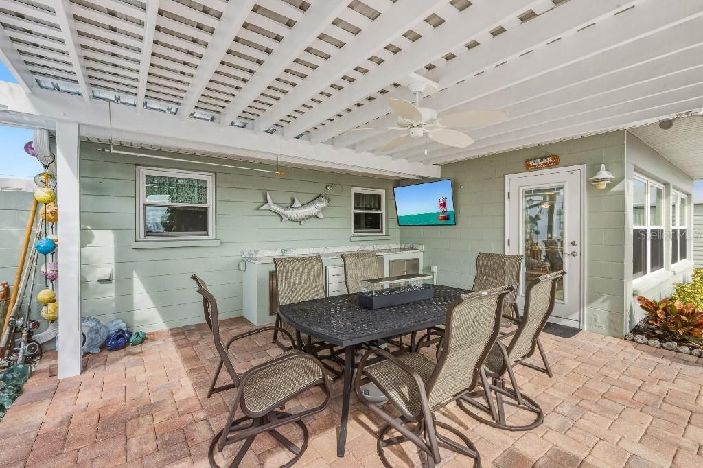 529 67th Street, Holmes Beach, FL 34217 Photo