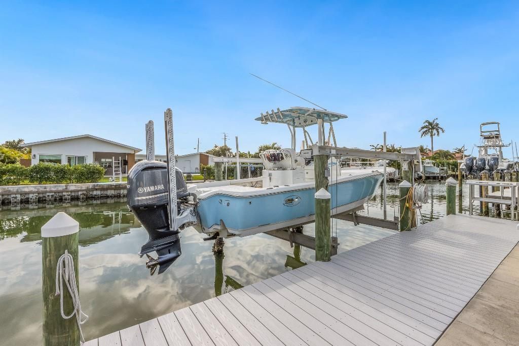 529 67th Street, Holmes Beach, FL 34217 Photo