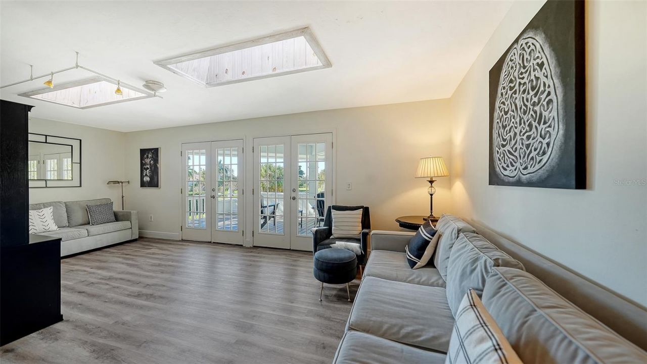 3783 Beneva Oaks Boulevard, Sarasota, FL 34238 Photo