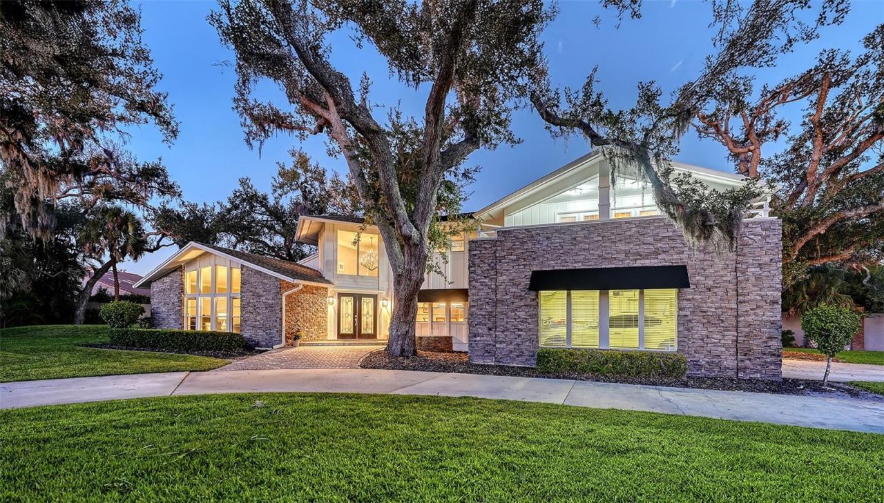 3783 Beneva Oaks Boulevard, Sarasota, FL 34238 Photo