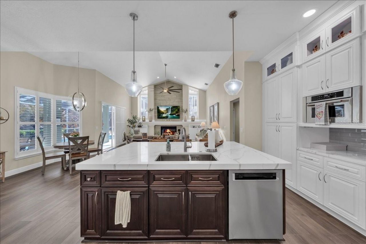 5114 Sylvan Oaks Drive, Valrico, FL 33596 Photo