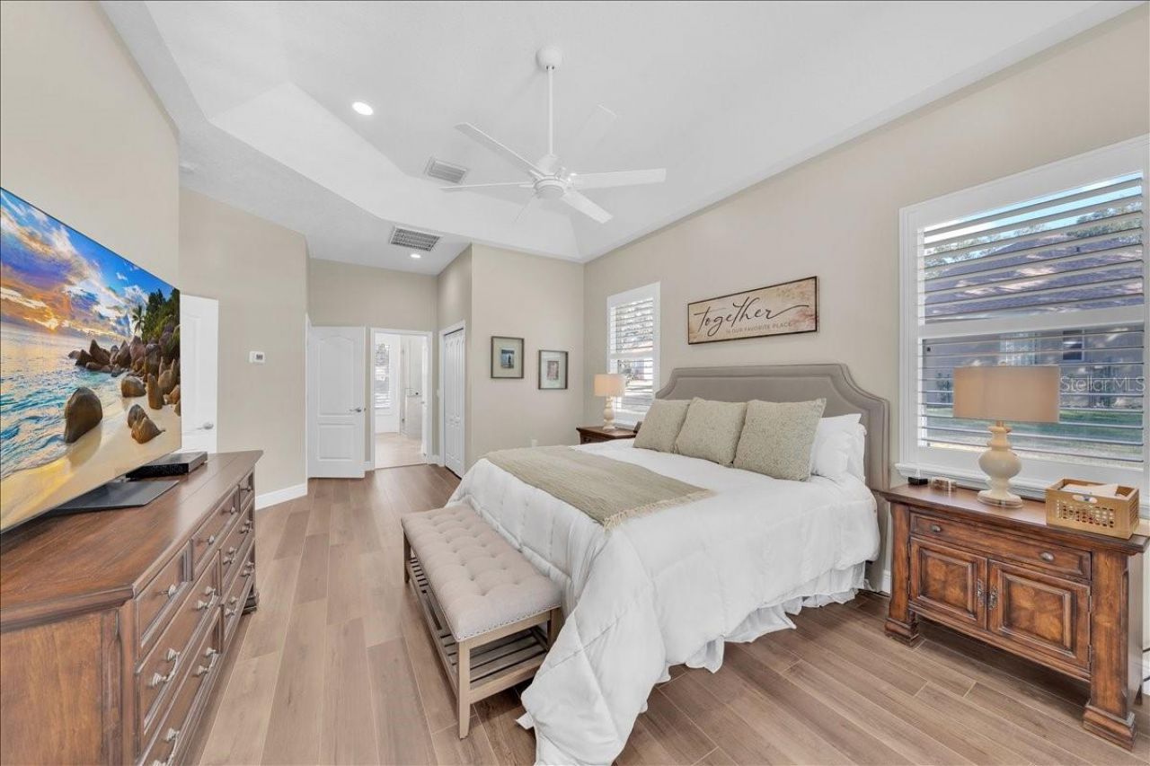 5114 Sylvan Oaks Drive, Valrico, FL 33596 Photo