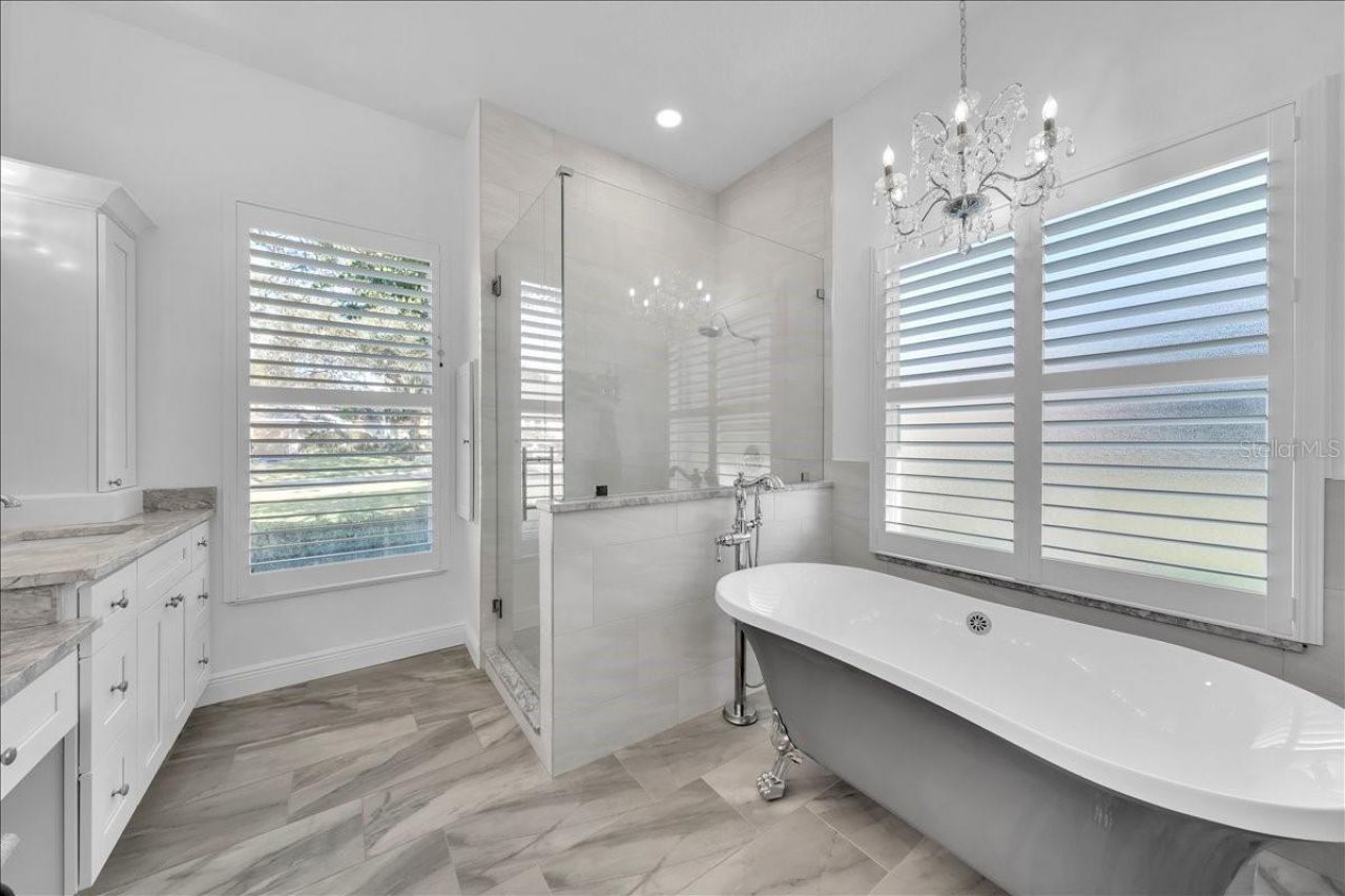 5114 Sylvan Oaks Drive, Valrico, FL 33596 Photo