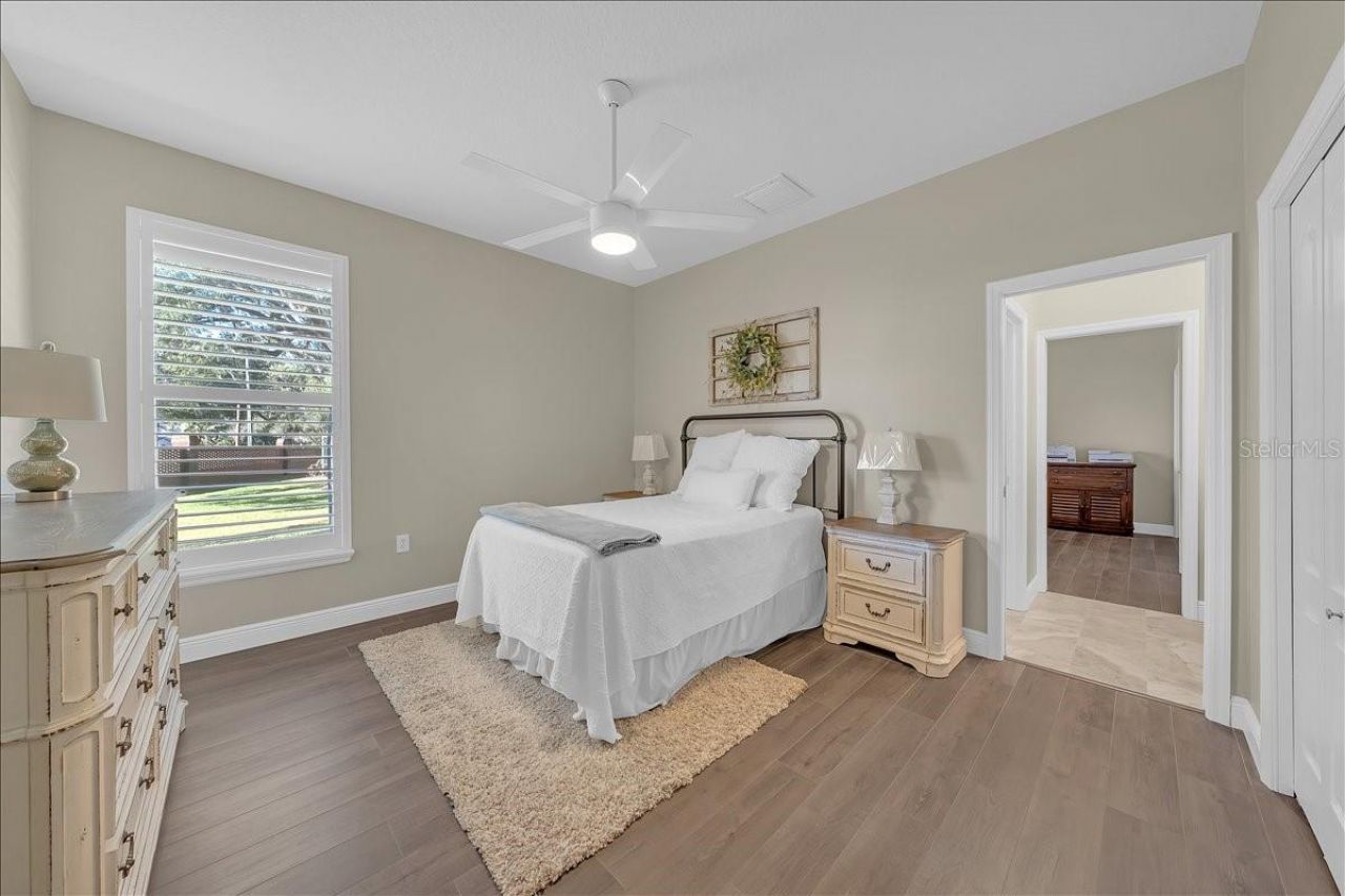 5114 Sylvan Oaks Drive, Valrico, FL 33596 Photo