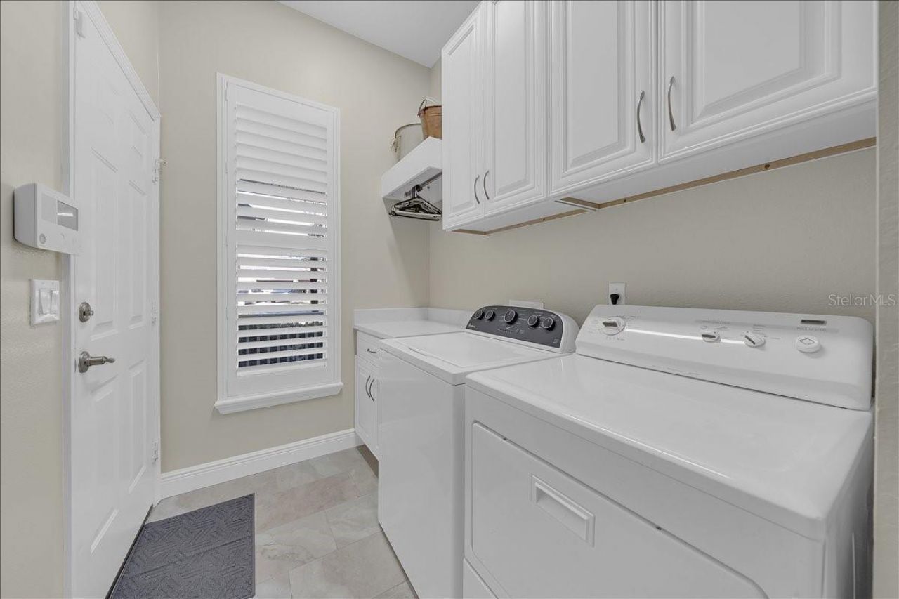 5114 Sylvan Oaks Drive, Valrico, FL 33596 Photo