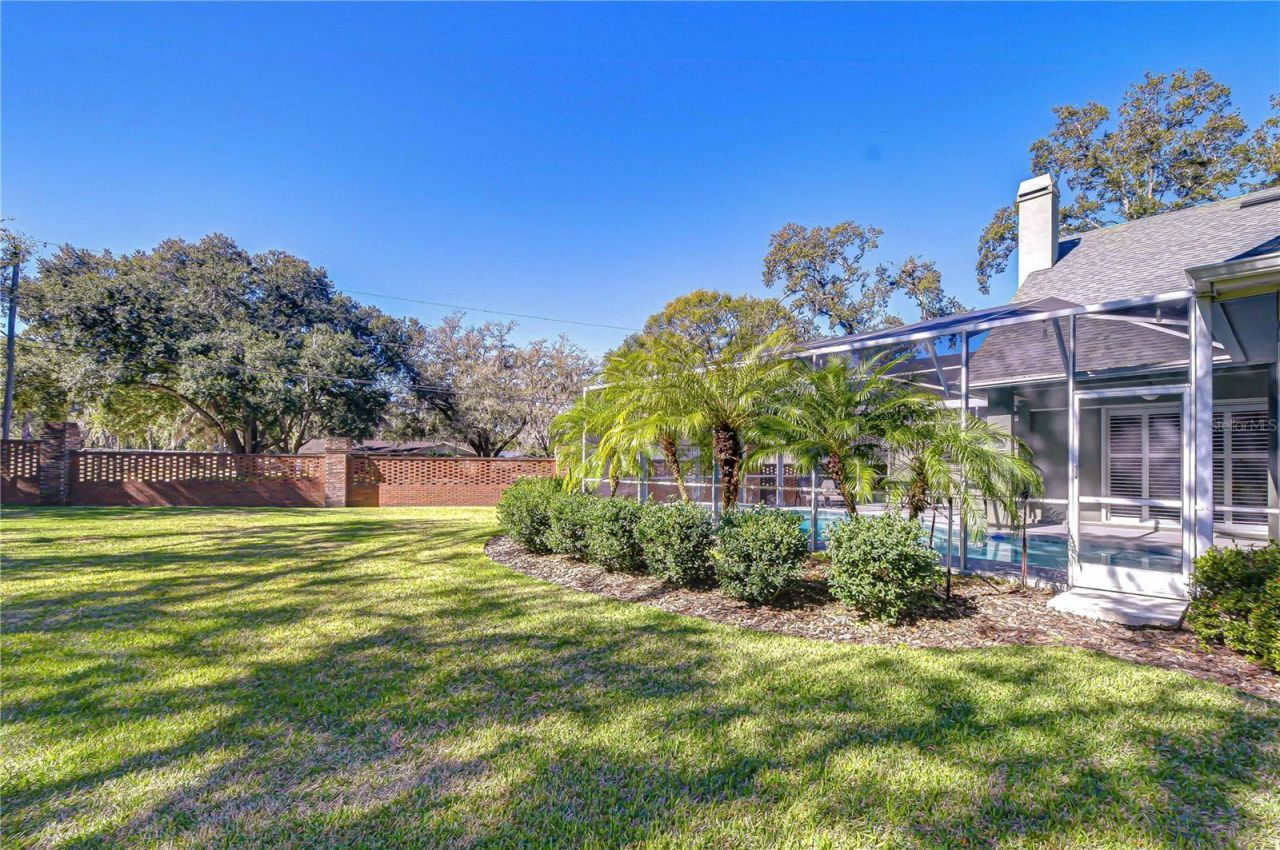 5114 Sylvan Oaks Drive, Valrico, FL 33596 Photo