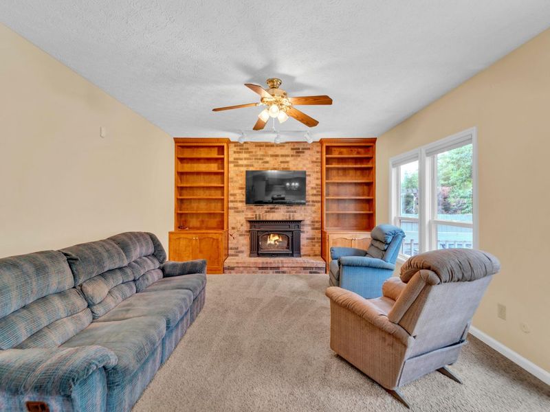 5609 Sandbrook Lane, Hilliard, OH 43026 Photo 18