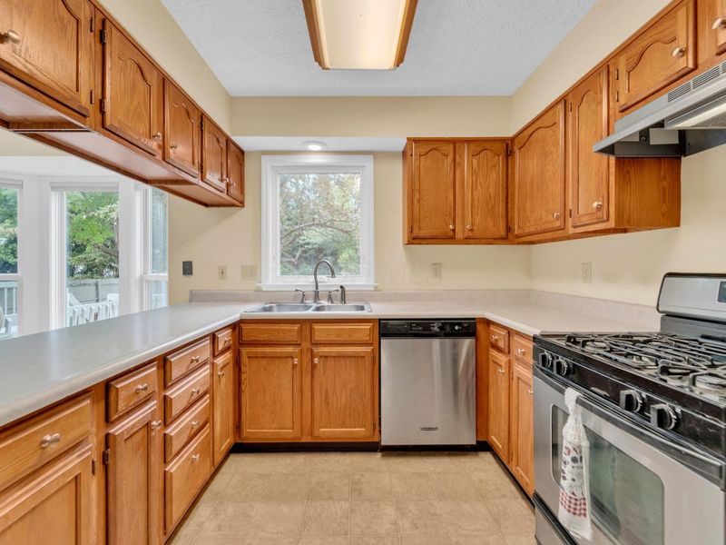 5609 Sandbrook Lane, Hilliard, OH 43026 Photo 9