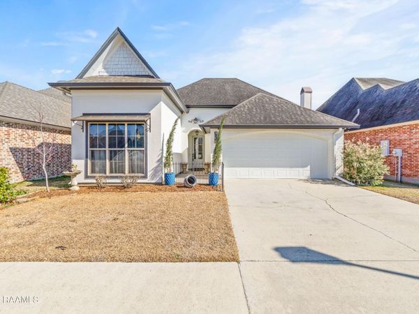 102 Crenshaw Drive, Lafayette, LA 70508