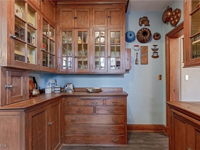 2917 N Park Boulevard, Cleveland, OH 44118 Photo 23