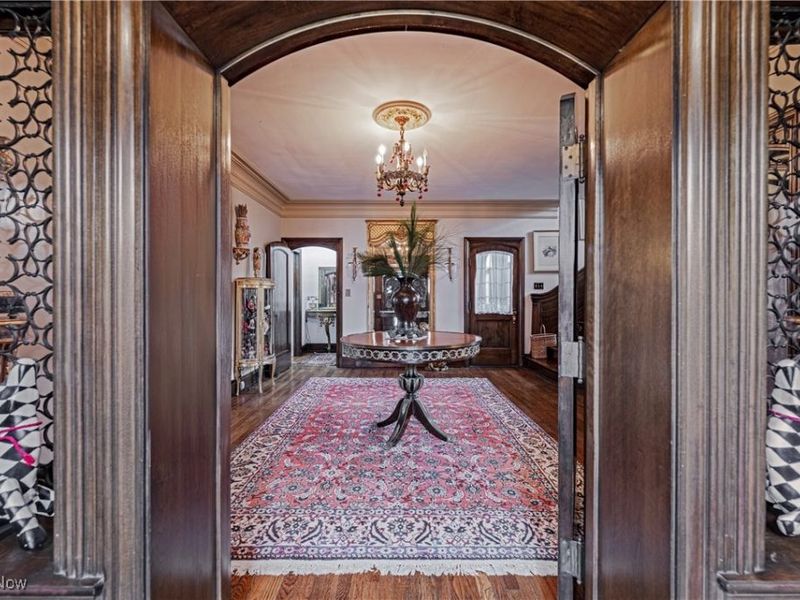 2917 N Park Boulevard, Cleveland, OH 44118 Photo 9