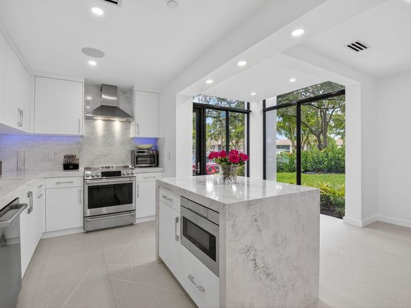 7847 Lakeside Boulevard, Unit 1014, Boca Raton, FL 33434