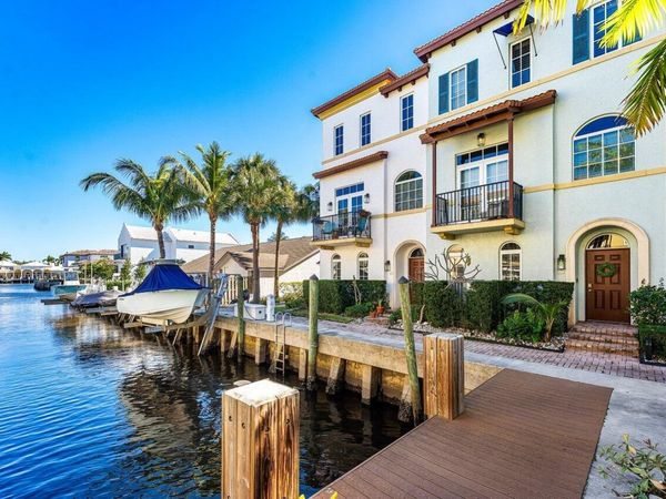 813 Estancia Way, Boynton Beach, FL 33435